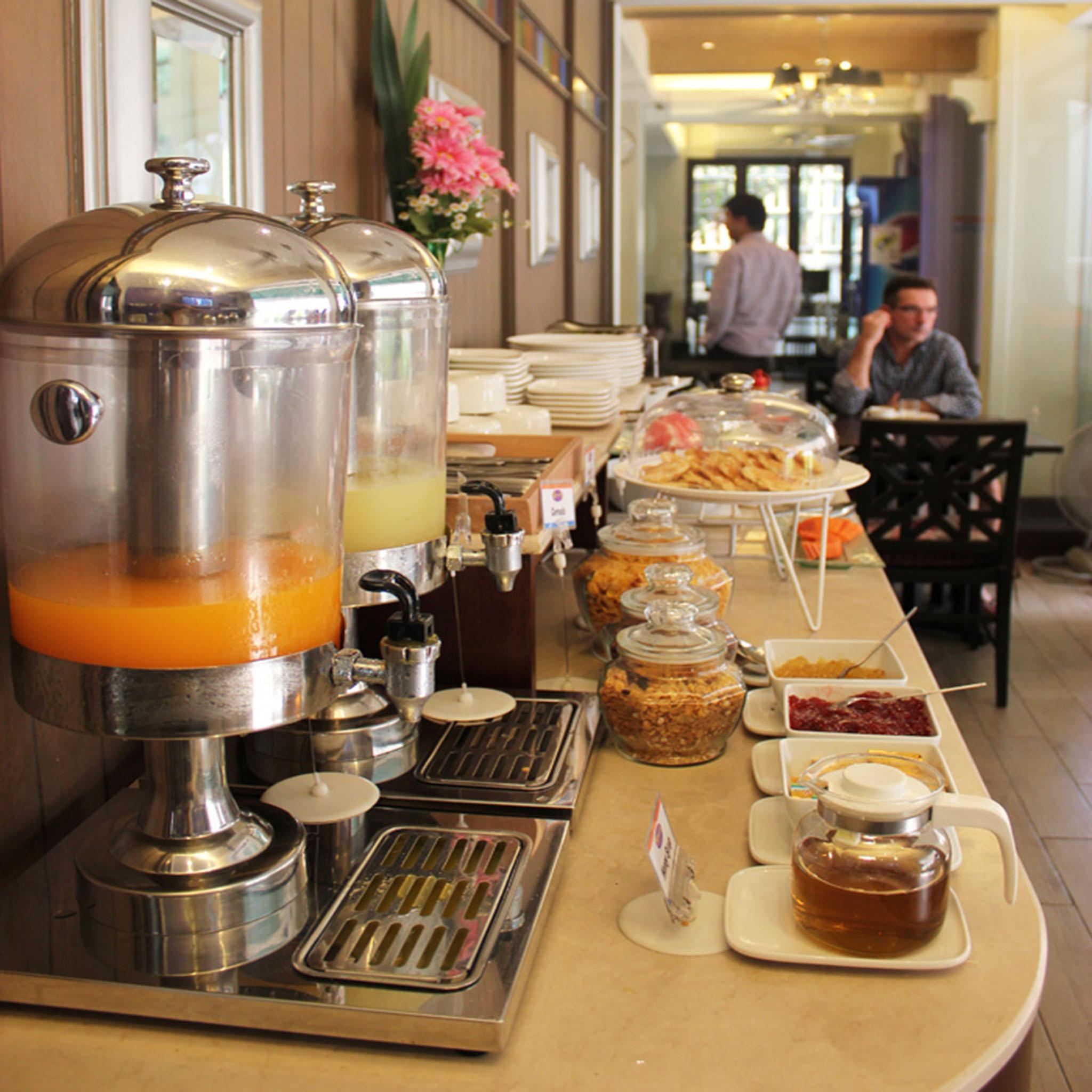 Sawasdee Hotel @ Sukhumvit Soi 8 Bangkok Zewnętrze zdjęcie
